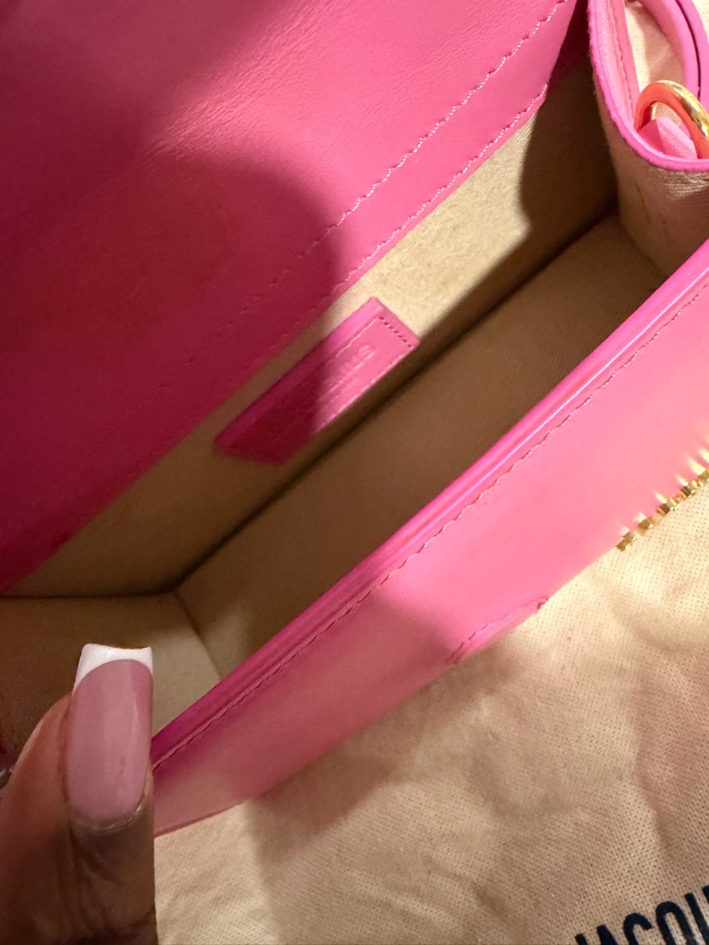 Jacquemus pink Le Bambino mini top-handle bag with gold logo - Picture 4 of 4